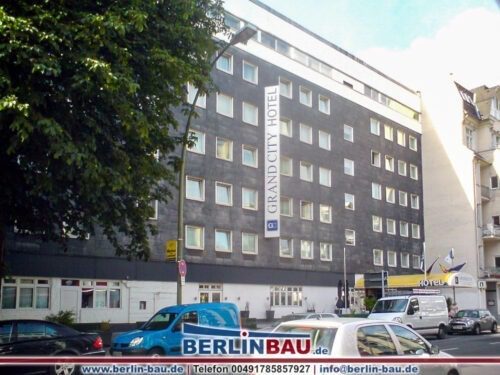 Fassade vor Beginn der Arbeiten